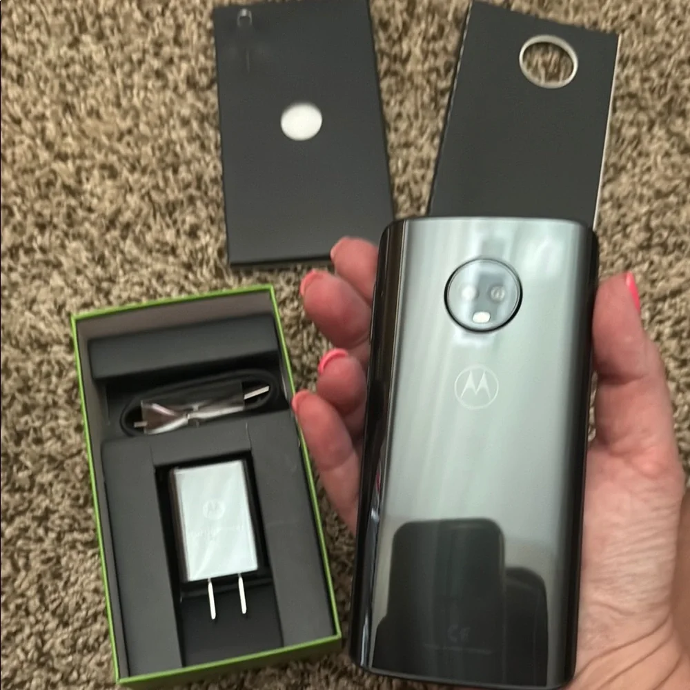 Motorola Moto G6 Lime Green Packaging‎ BRAND NEW IN BOX NEVER USED!!
